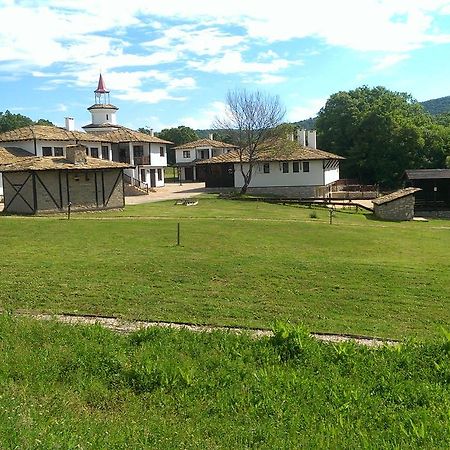 Ethnocomplex Krivini Hotel Luaran gambar