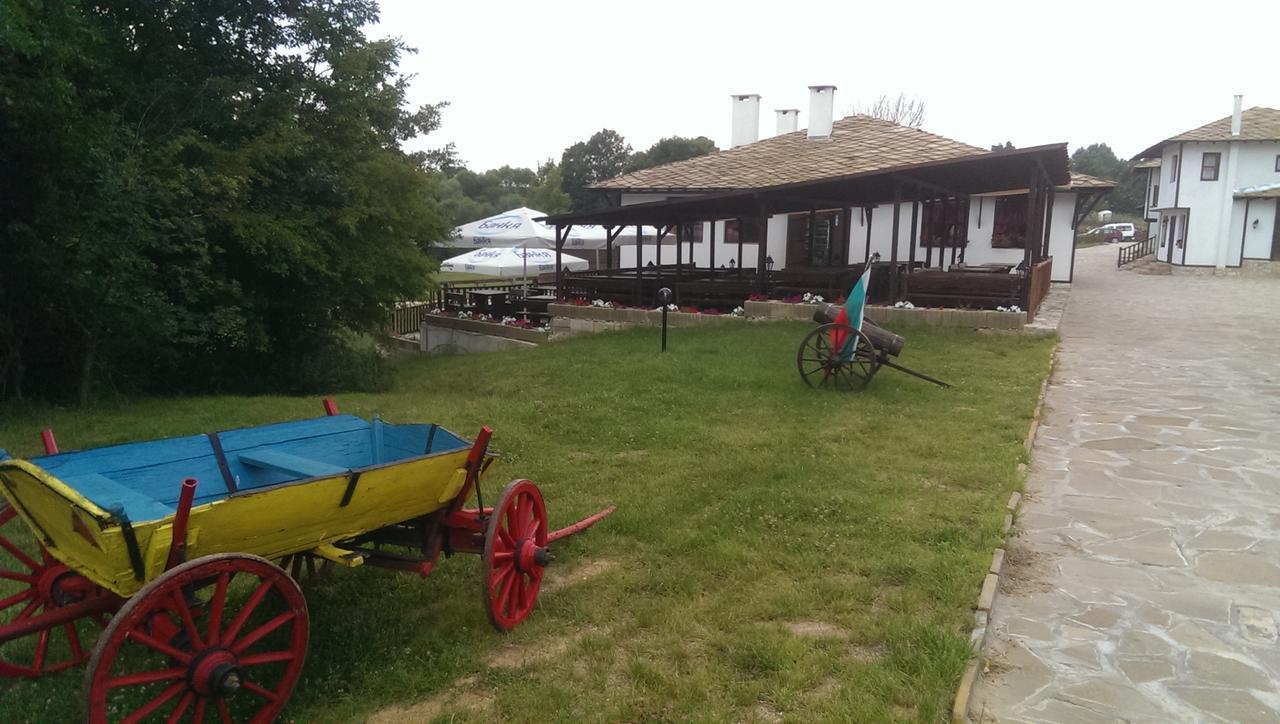 Ethnocomplex Krivini Hotel Luaran gambar
